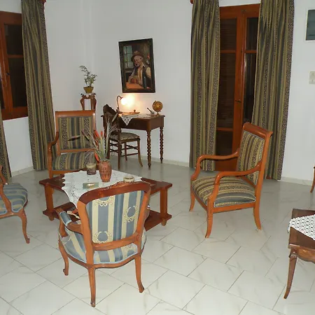 Maistrali فندق 3*