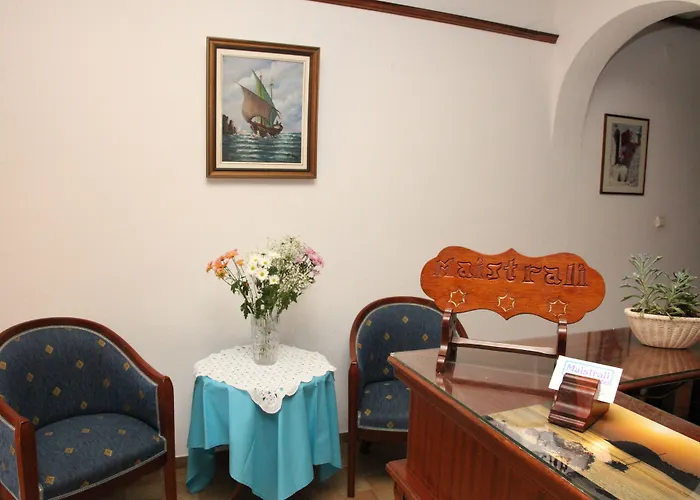 Ξενοδοχείο μαϊστράλι 3*